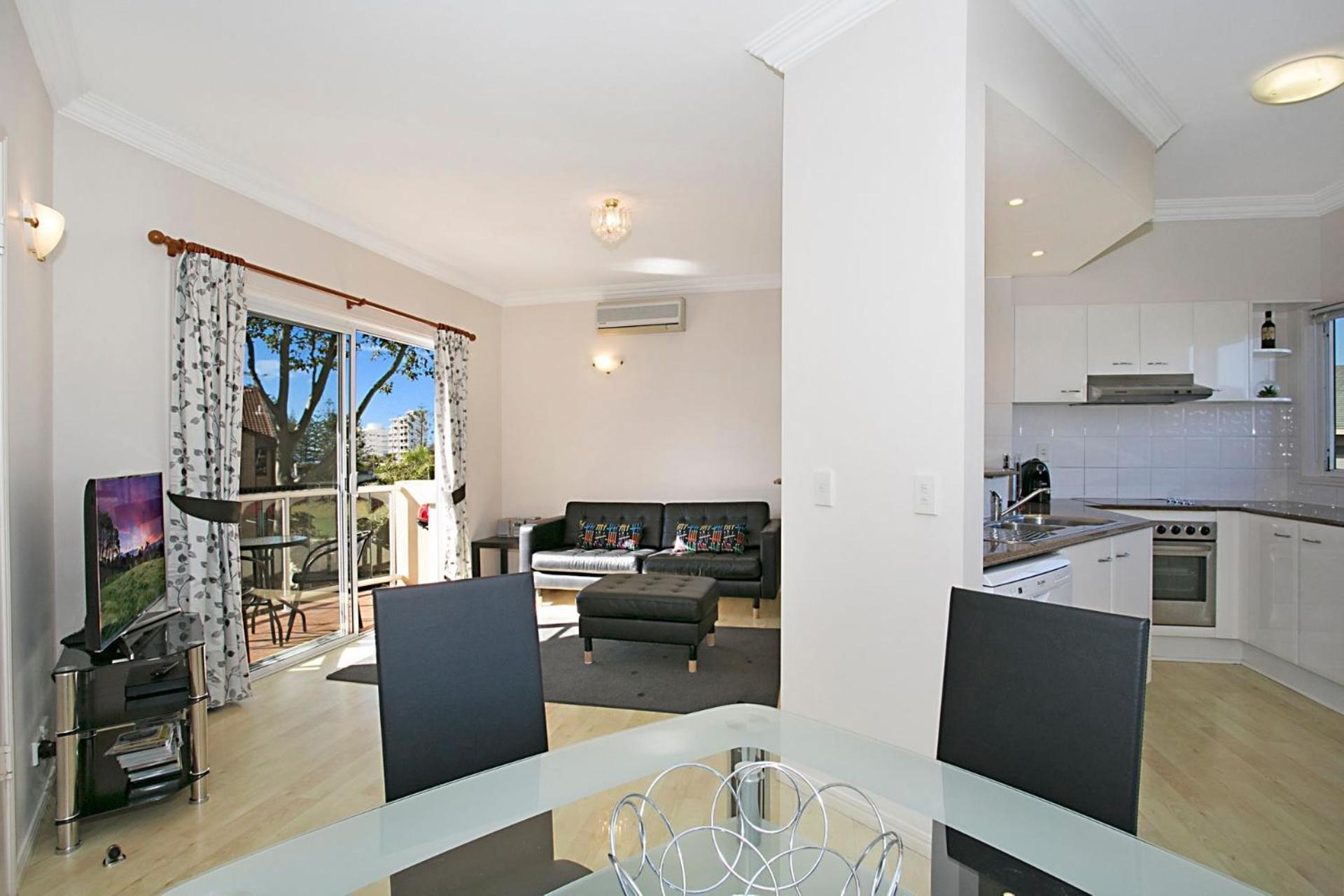 Harmony - A Desirable Area In Broadbeach Gold Coast Exterior foto